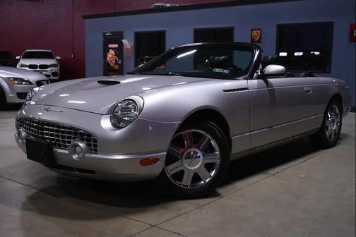 2004 Ford Thunderbird Base