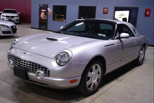2004 Ford Thunderbird Base