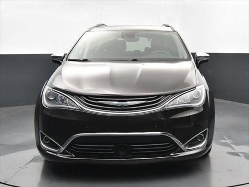 2018 Chrysler Pacifica Hybrid Limited