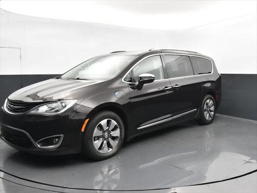 2018 Chrysler Pacifica Hybrid Limited