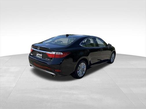 2015 Lexus ES 350 Crafted Line