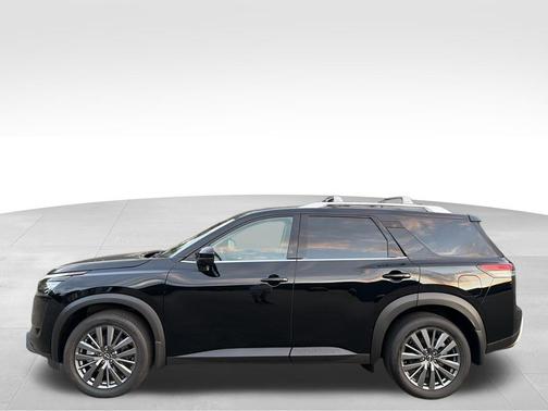 2025 Nissan Pathfinder SL FWD