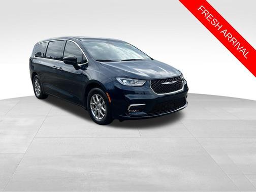 2025 Chrysler Pacifica L
