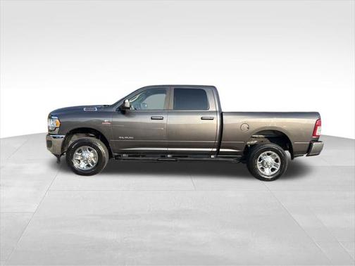 2019 RAM 2500 Big Horn Crew Cab 4x4 6'4' Box