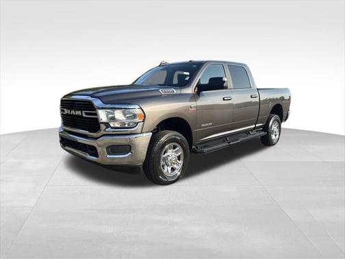 2019 RAM 2500 Big Horn Crew Cab 4x4 6'4' Box