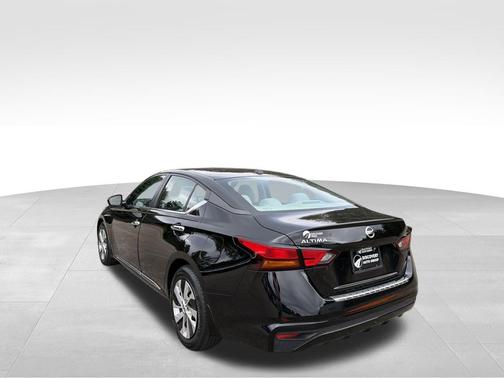 2020 Nissan Altima S FWD