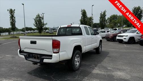 2017 Toyota Tacoma SR