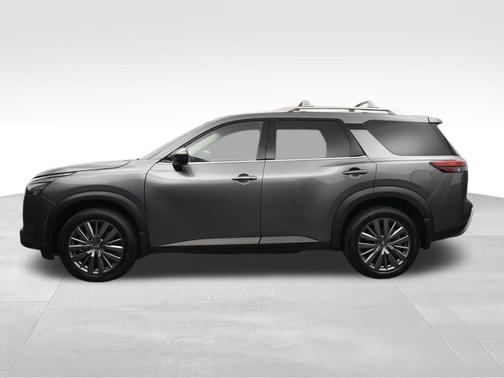 2025 Nissan Pathfinder SL FWD