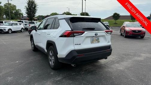2023 Toyota RAV4 Hybrid LE