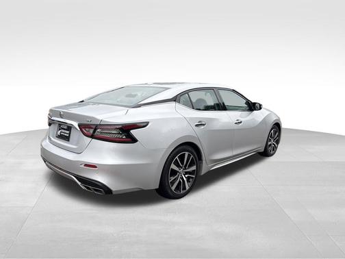 2022 Nissan Maxima SV Xtronic CVT