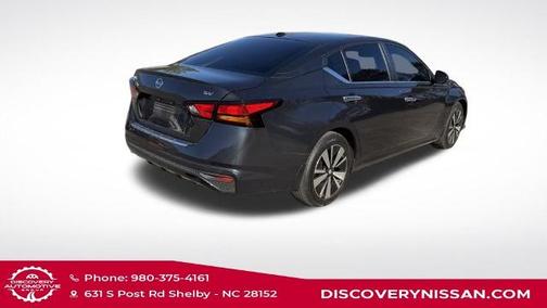 2022 Nissan Altima 2.5 SV