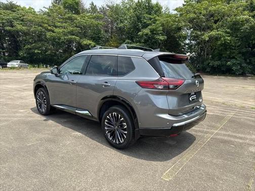 2025 Nissan Rogue Platinum