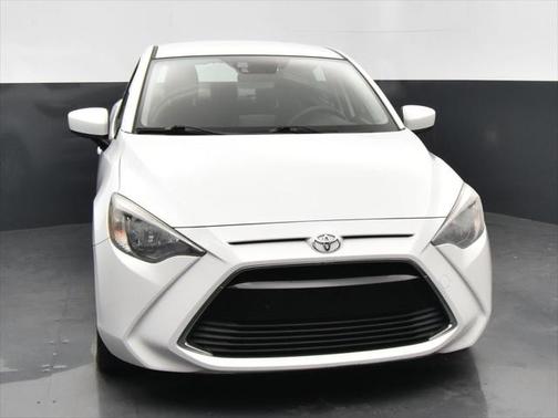 2017 Toyota Yaris iA Base