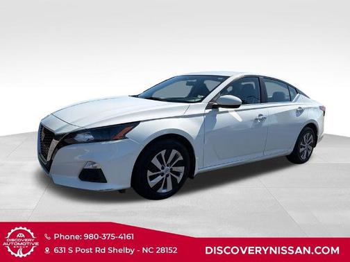 Glacier White 2022 Nissan Altima 2.5 S