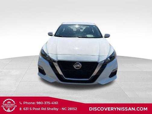Glacier White 2022 Nissan Altima 2.5 S
