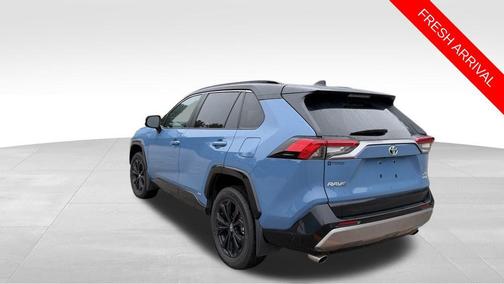 2024 Toyota RAV4 Hybrid SE