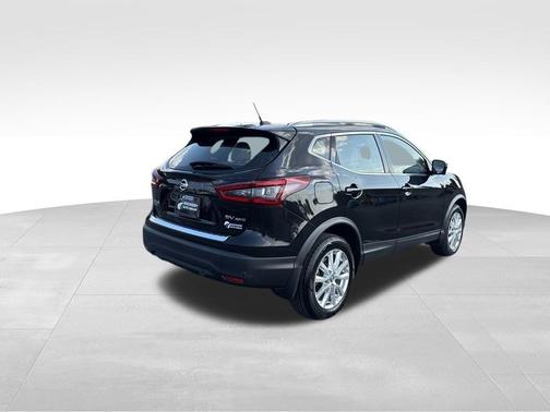 2021 Nissan Rogue Sport SV