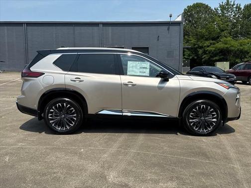 2025 Nissan Rogue Platinum