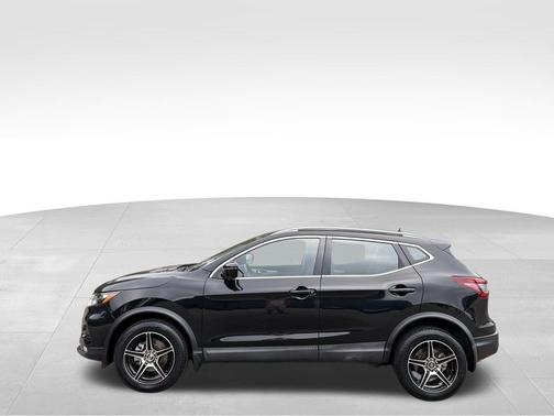 2020 Nissan Rogue Sport SV