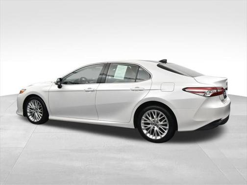 2019 Toyota Camry XLE