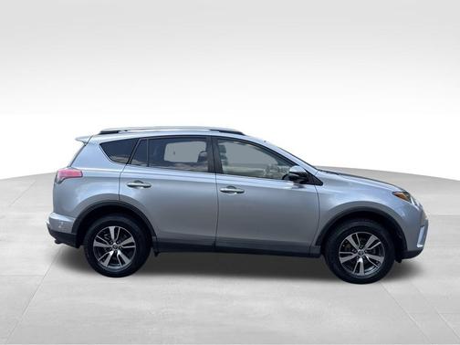 2018 Toyota RAV4 XLE Premium