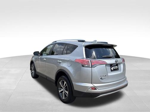 2018 Toyota RAV4 XLE Premium