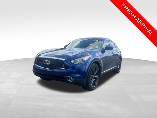 2017 INFINITI QX70 Base