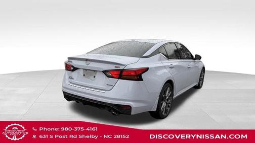 2023 Nissan Altima 2.0 SR