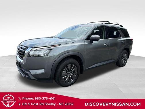Gun Metallic 2022 Nissan Pathfinder SV