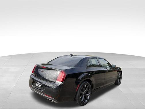 2021 Chrysler 300 S