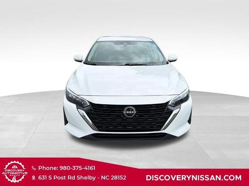 Cloud White 2024 Nissan Sentra SV