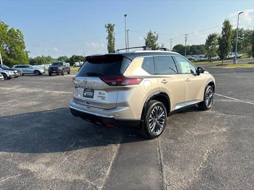 2025 Nissan Rogue Platinum