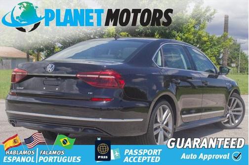 2017 Volkswagen Passat 1.8T R-Line