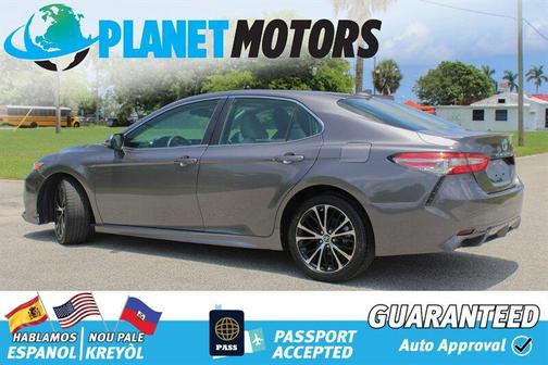 2019 Toyota Camry SE