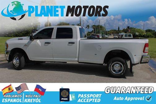 2023 RAM 3500 Tradesman Crew Cab 4x4 8' Box