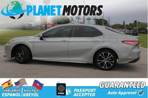 2018 Toyota Camry SE