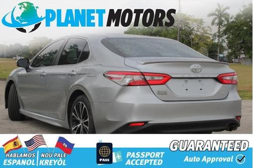2018 Toyota Camry SE