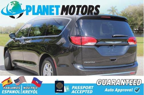 2020 Chrysler Pacifica Touring L