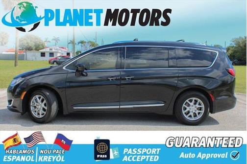 2020 Chrysler Pacifica Touring L