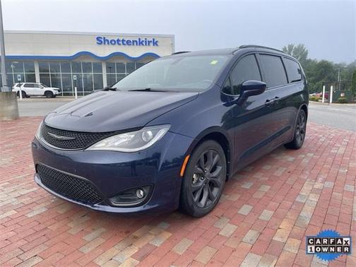 2018 Chrysler Pacifica Touring Plus