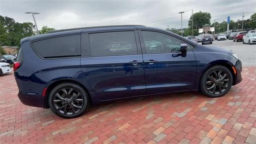 2018 Chrysler Pacifica Touring Plus