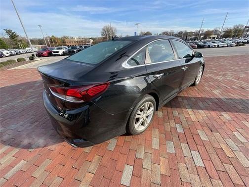 2018 Hyundai SONATA SEL