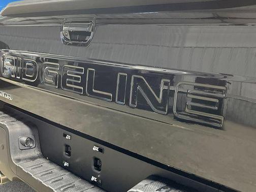 Crystal Black Pearl 2026 Honda Ridgeline Black Edition