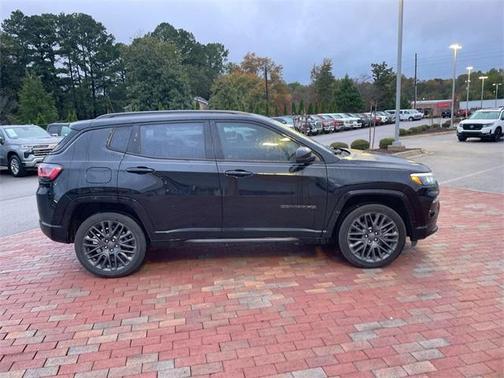 2022 Jeep Compass Altitude