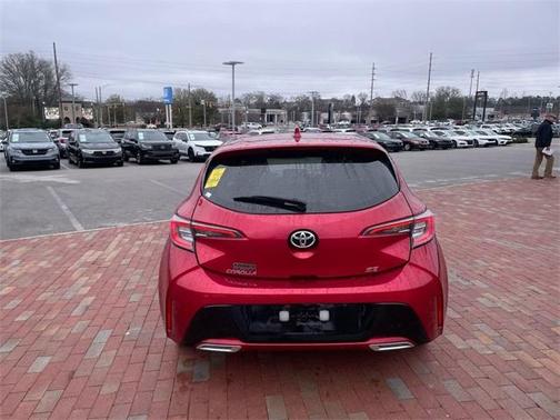 2022 Toyota Corolla Hatchback SE