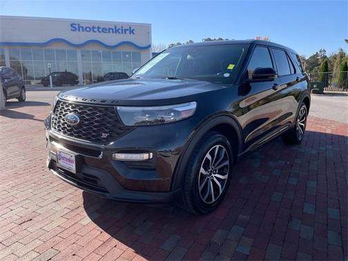 2021 Ford Explorer ST