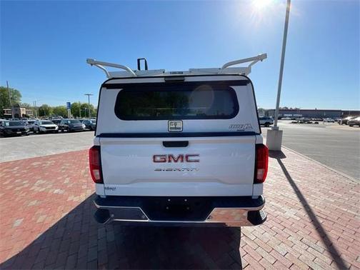 2022 GMC Sierra 1500 Pro