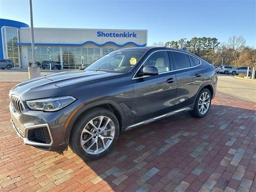 2022 BMW X6 xDrive40i