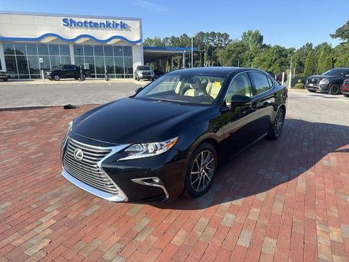 Obsidian Black 2016 Lexus ES 350 Base