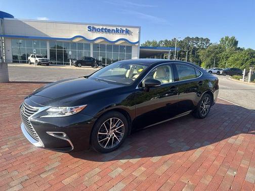 Obsidian Black 2016 Lexus ES 350 Base